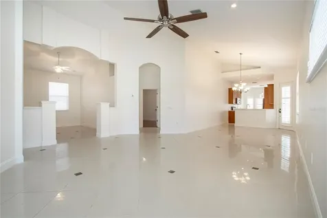 7519 Birds Eye Terrace Bradenton FL 34203