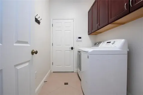 7519 Birds Eye Terrace Bradenton FL 34203