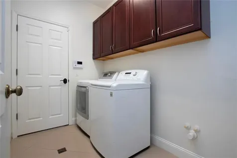 7519 Birds Eye Terrace Bradenton FL 34203