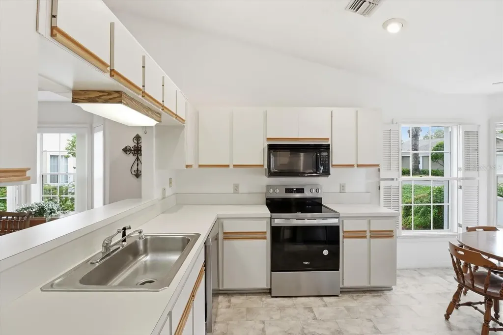 1690 N Foxboro Loop Crystal River FL 34429