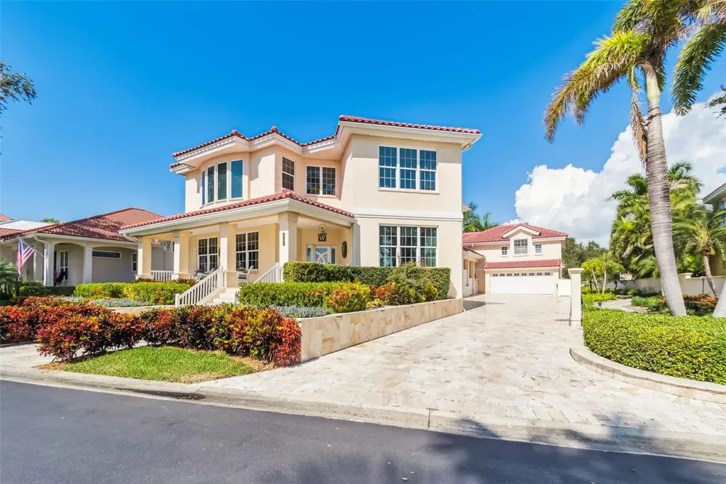 4707 Skimmer Way S St Petersburg FL 33711