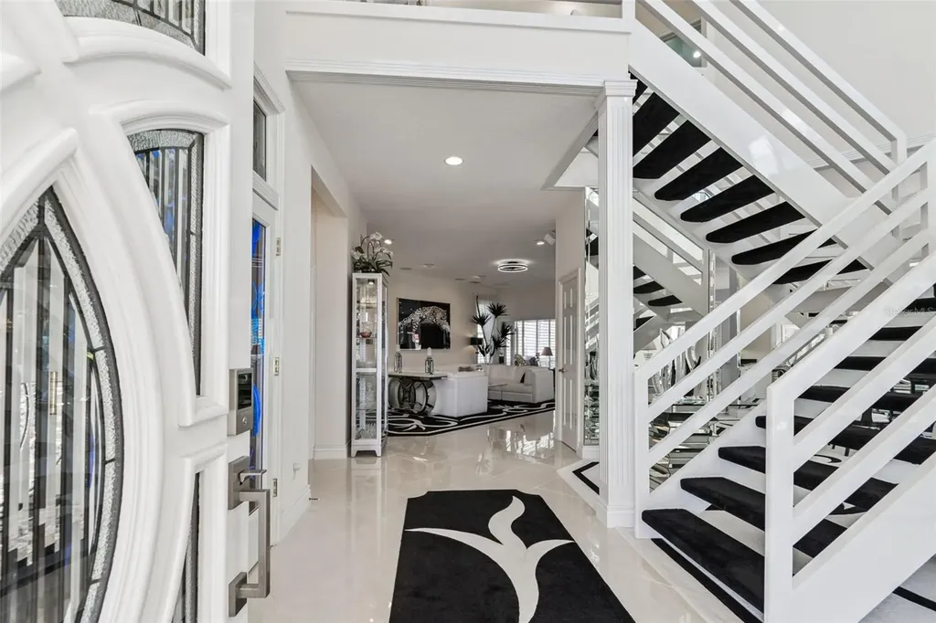 4707 Skimmer Way S St Petersburg FL 33711