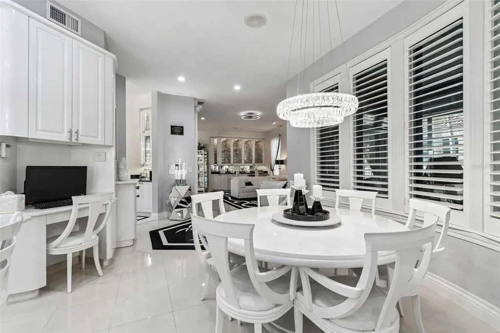 4707 Skimmer Way S St Petersburg FL 33711