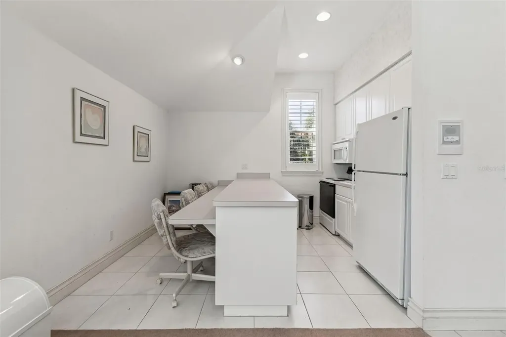 4707 Skimmer Way S St Petersburg FL 33711