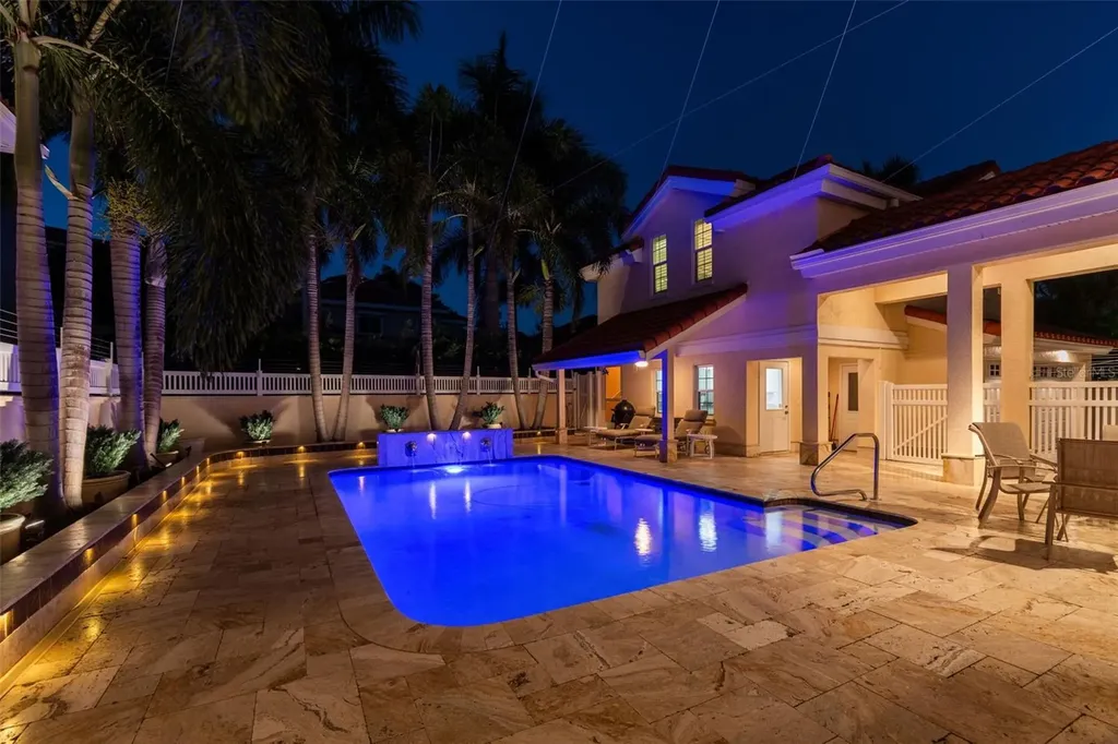 4707 Skimmer Way S St Petersburg FL 33711