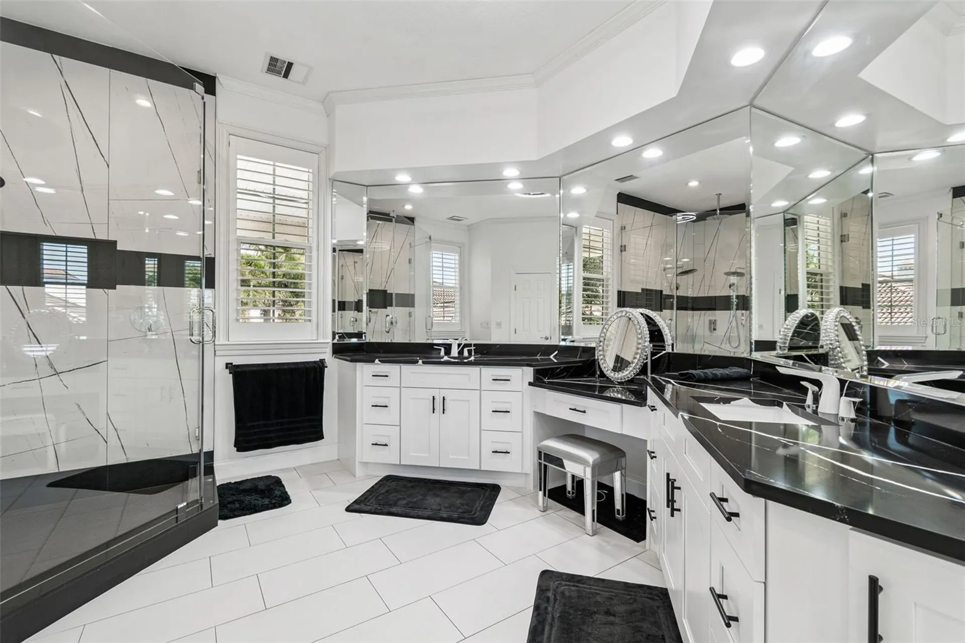 4707 Skimmer Way S St Petersburg FL 33711