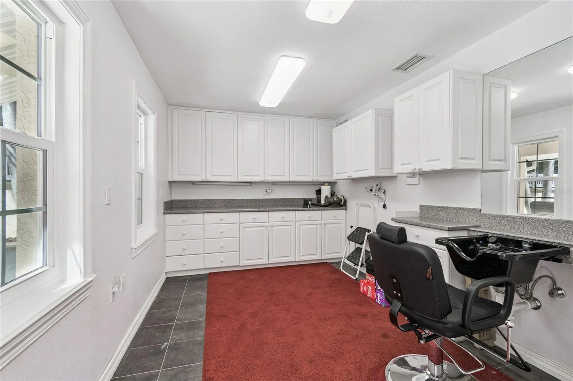 4707 Skimmer Way S St Petersburg FL 33711