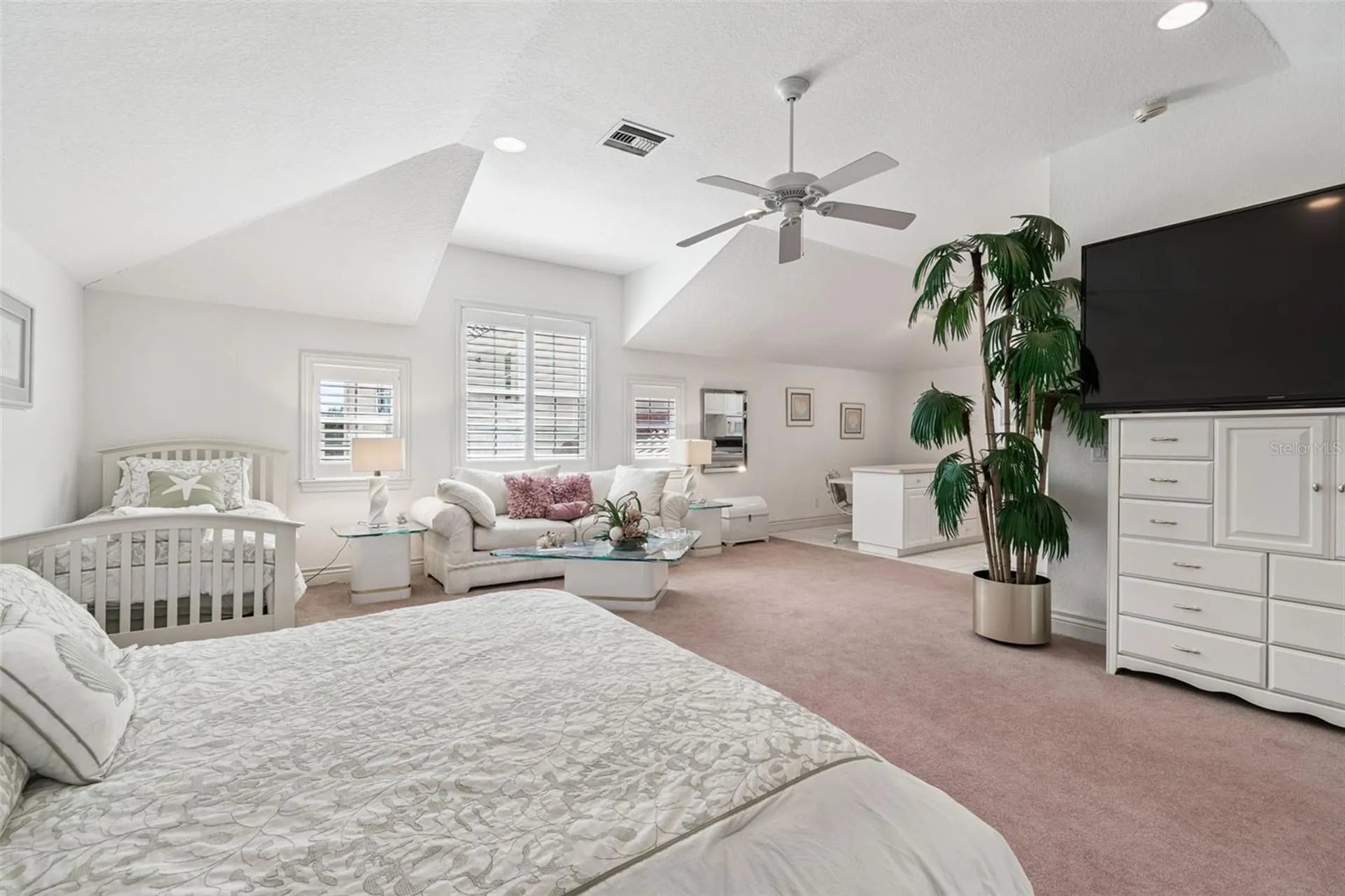4707 Skimmer Way S St Petersburg FL 33711