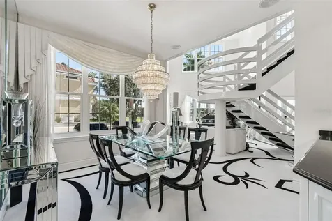 4707 Skimmer Way S St Petersburg FL 33711