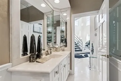 4707 Skimmer Way S St Petersburg FL 33711