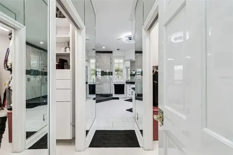 4707 Skimmer Way S St Petersburg FL 33711