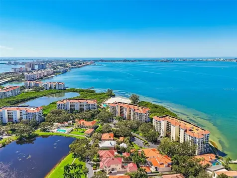 4707 Skimmer Way S St Petersburg FL 33711
