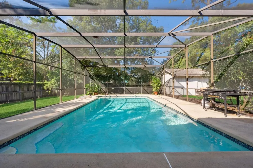 240 N Line Drive Apopka FL 32703