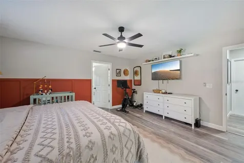 240 N Line Drive Apopka FL 32703