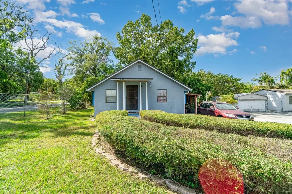 746 S Highland Avenue Apopka FL 32703