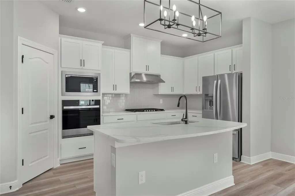 7657 Somersworth Drive Kissimmee FL 34747