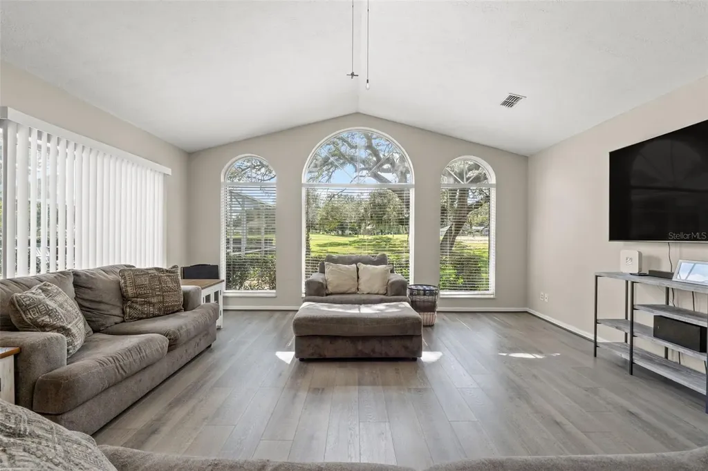 640 E Hartford Street Hernando FL 34442