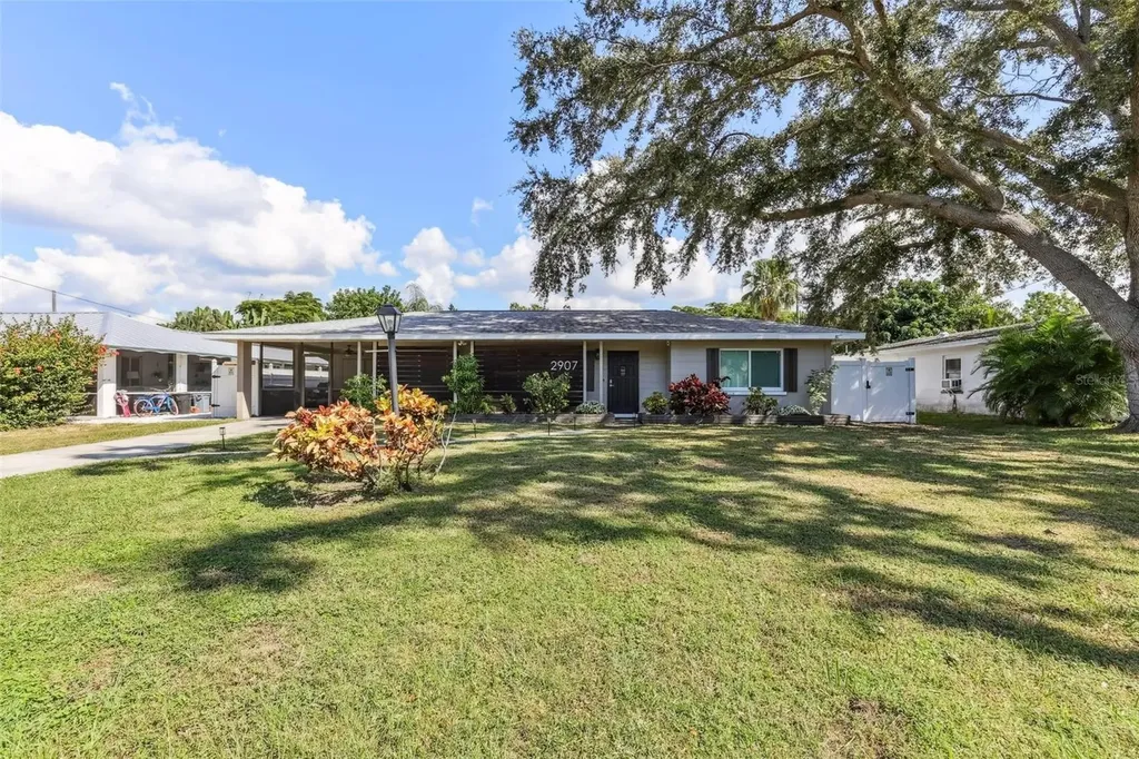 2907 Marshall Drive Sarasota FL 34239