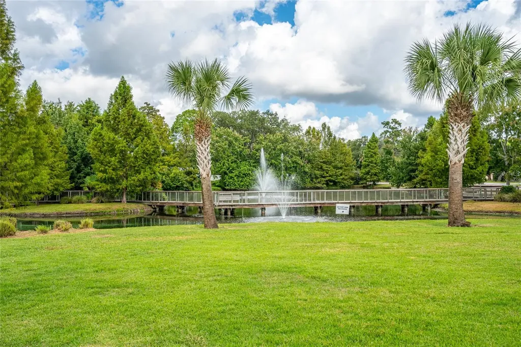 272 Warren Avenue Longwood FL 32750