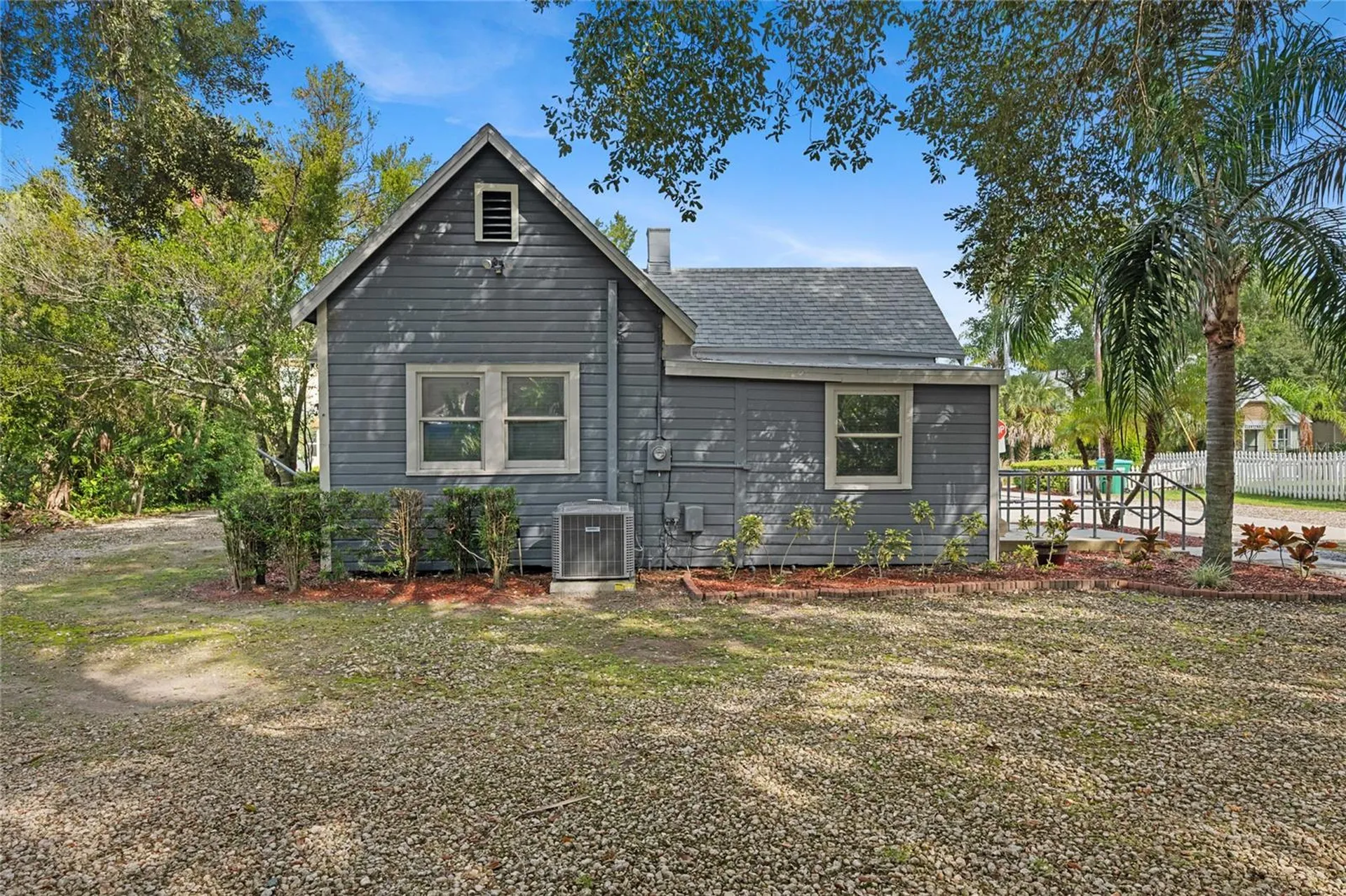 272 Warren Avenue Longwood FL 32750