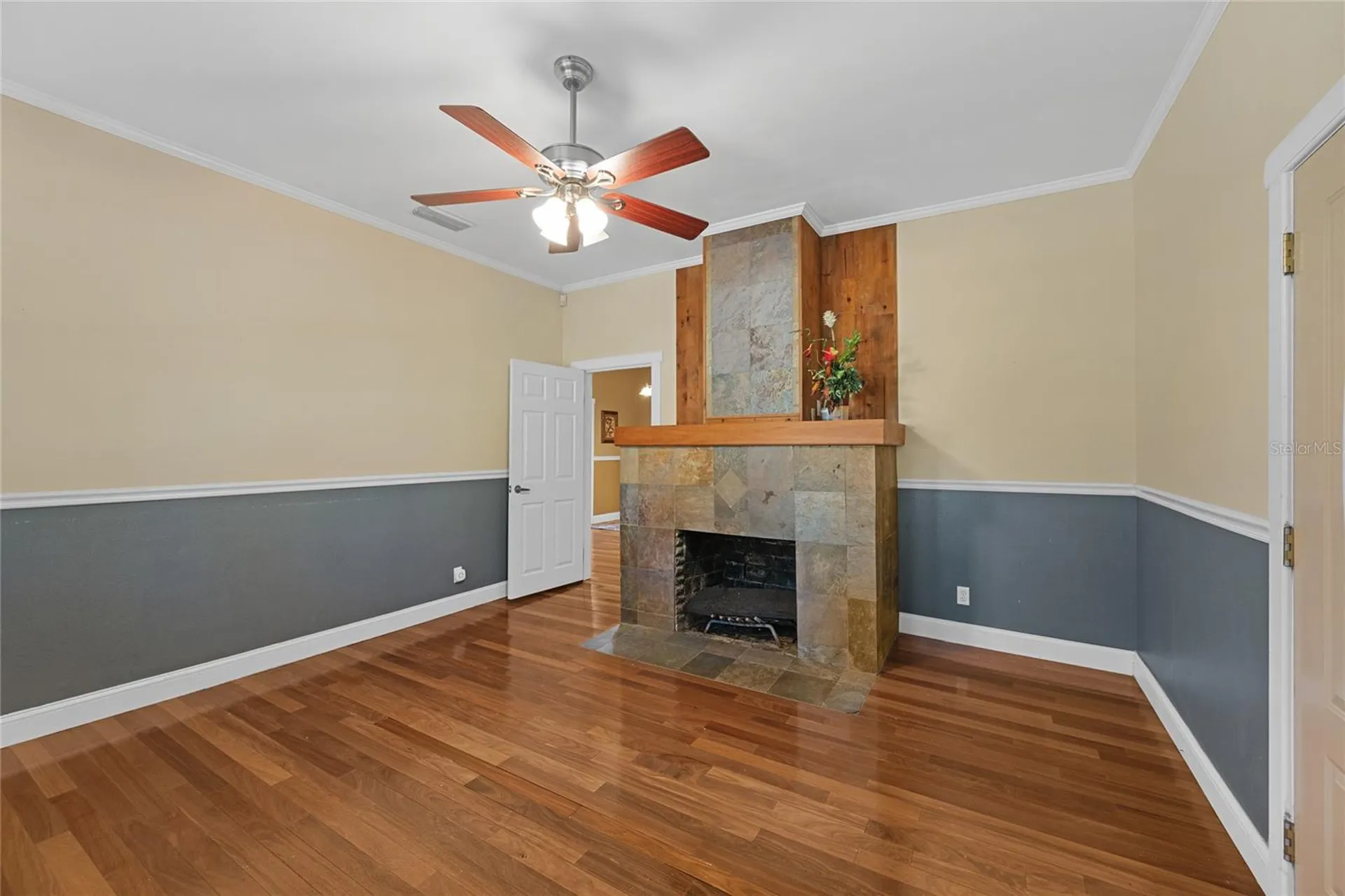 272 Warren Avenue Longwood FL 32750