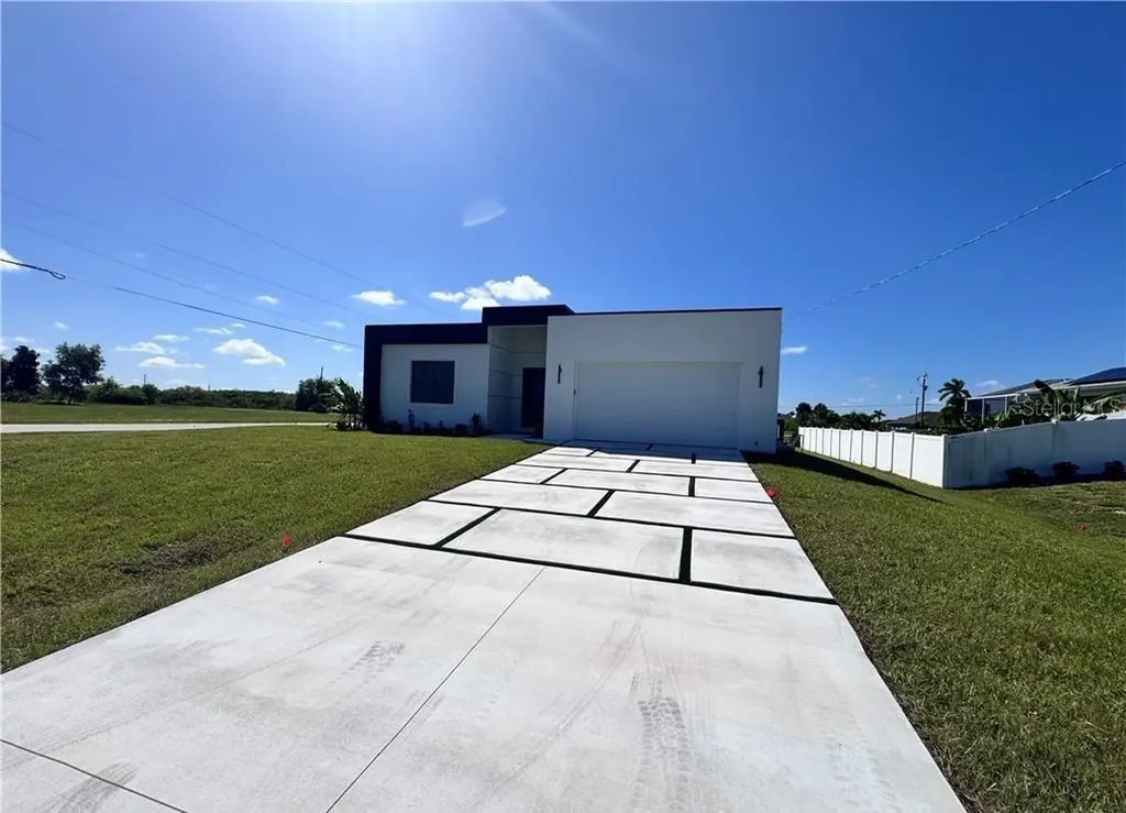 4002 NW 38th Street Cape Coral FL 33993
