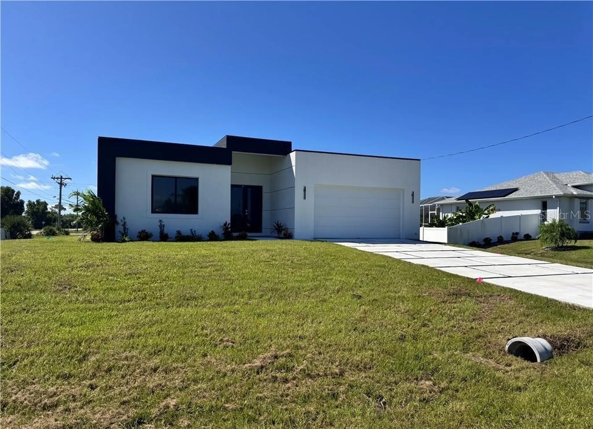 4002 NW 38th Street Cape Coral FL 33993