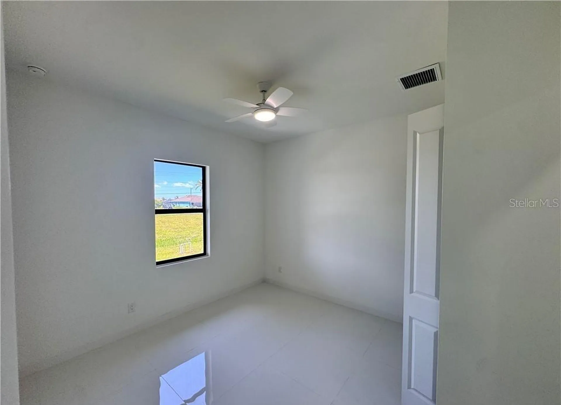 4002 NW 38th Street Cape Coral FL 33993