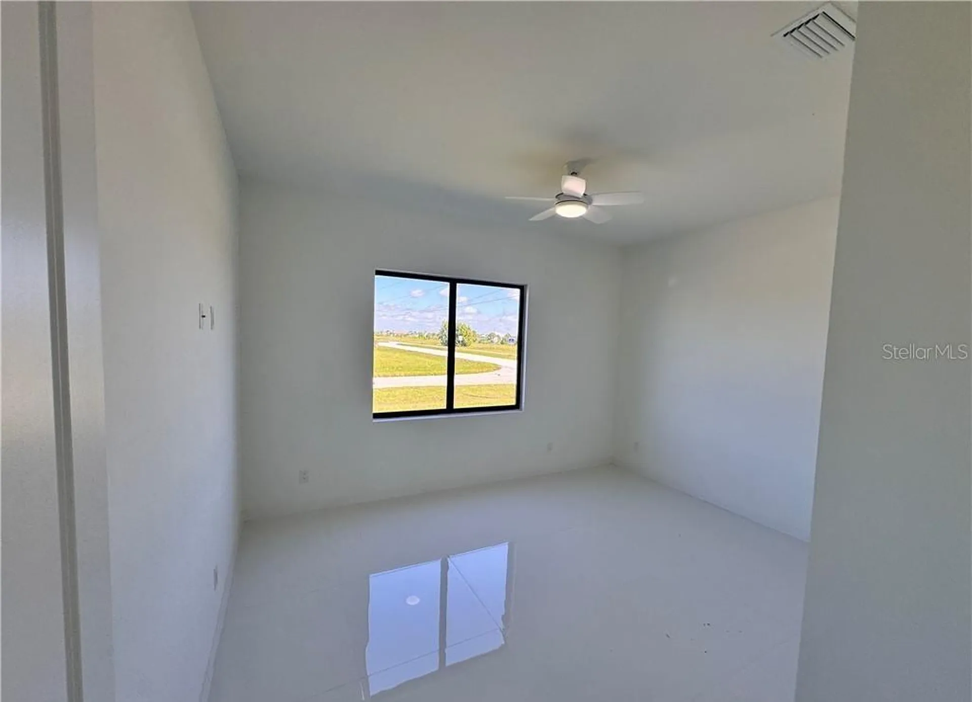 4002 NW 38th Street Cape Coral FL 33993