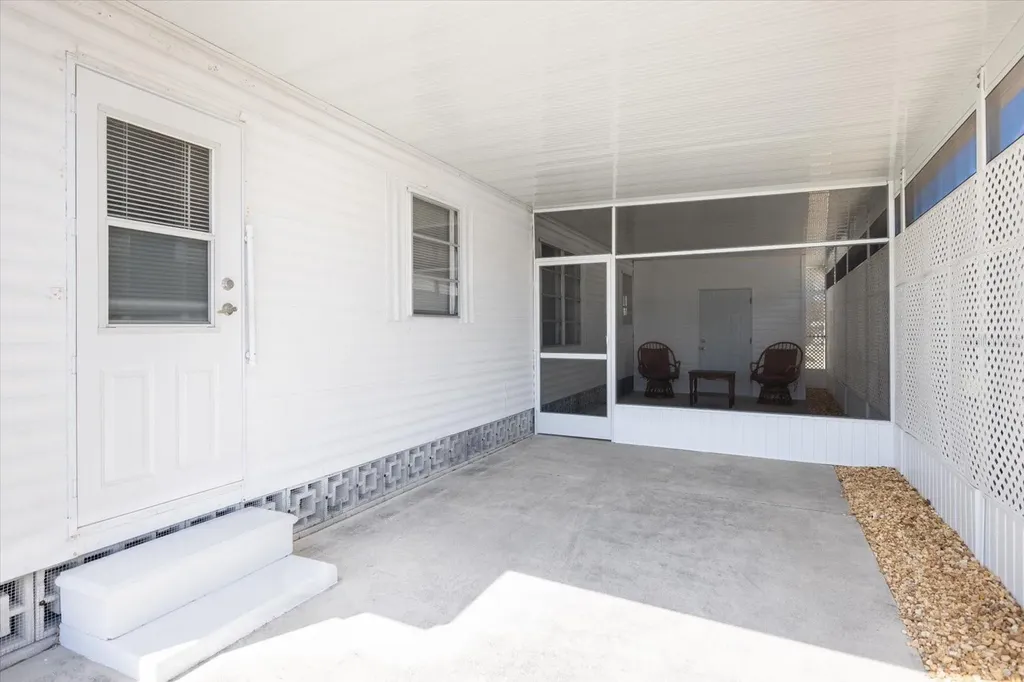 251 Southwinds Drive Sarasota FL 34231