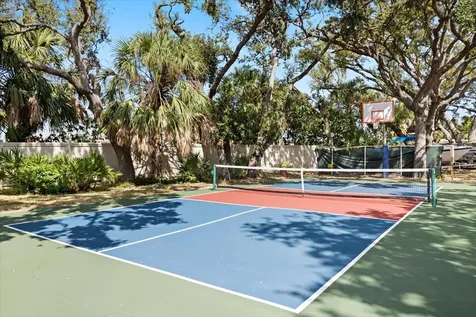 251 Southwinds Drive Sarasota FL 34231
