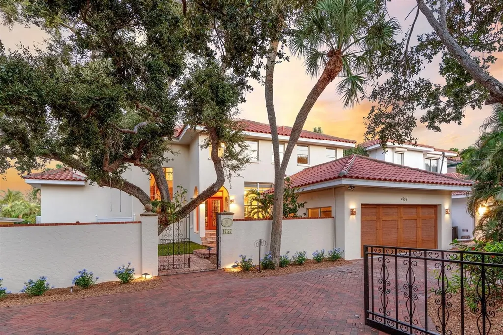 4757 Higel Avenue Sarasota FL 34242