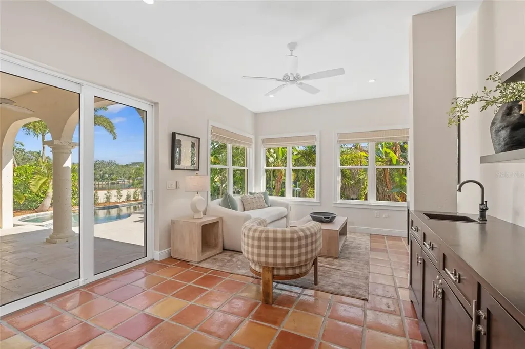 4757 Higel Avenue Sarasota FL 34242