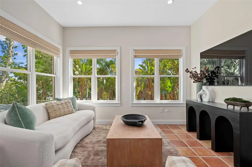 4757 Higel Avenue Sarasota FL 34242