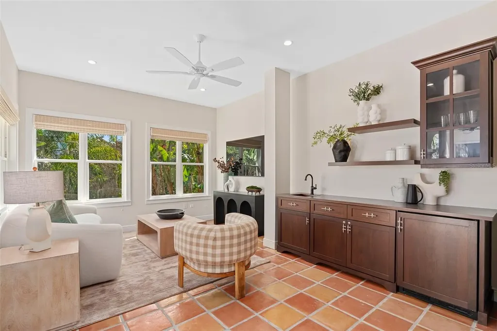4757 Higel Avenue Sarasota FL 34242