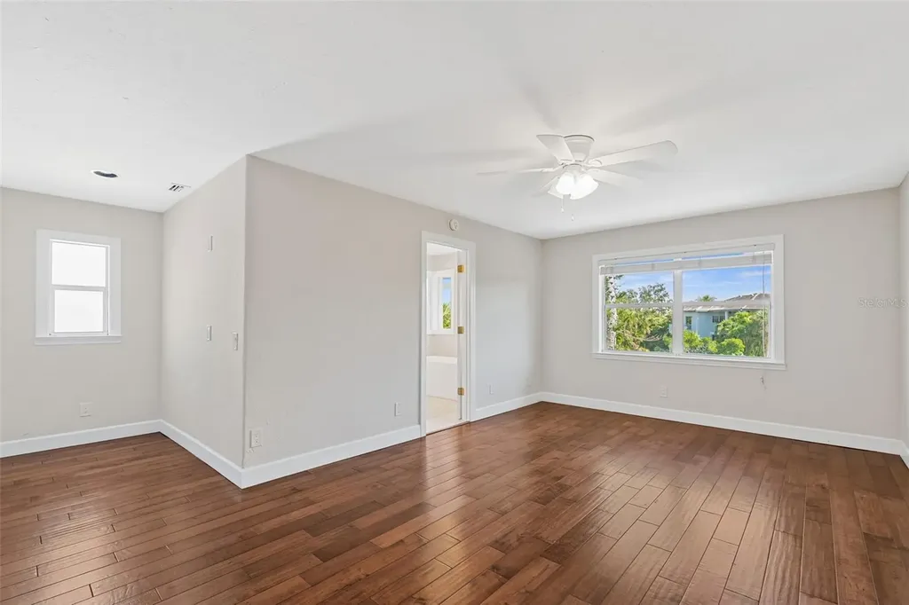 4757 Higel Avenue Sarasota FL 34242