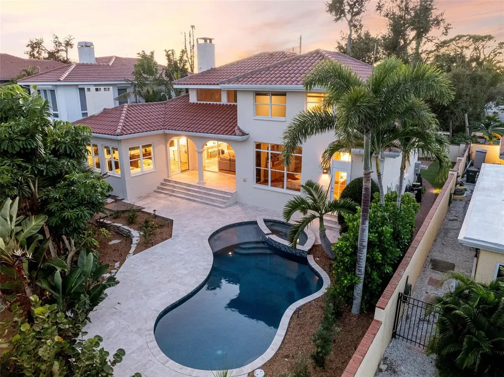 4757 Higel Avenue Sarasota FL 34242