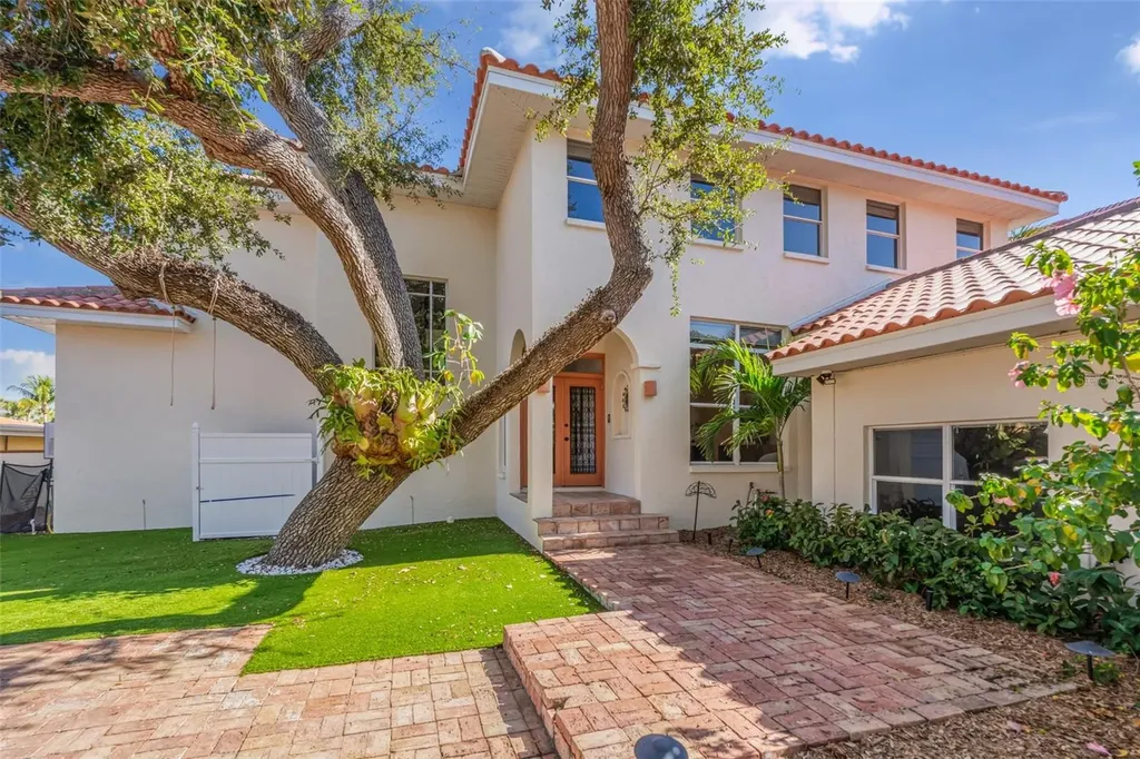 4757 Higel Avenue Sarasota FL 34242