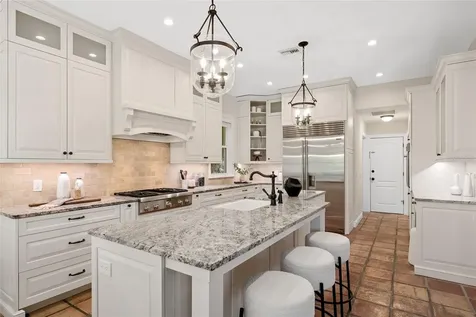 4757 Higel Avenue Sarasota FL 34242