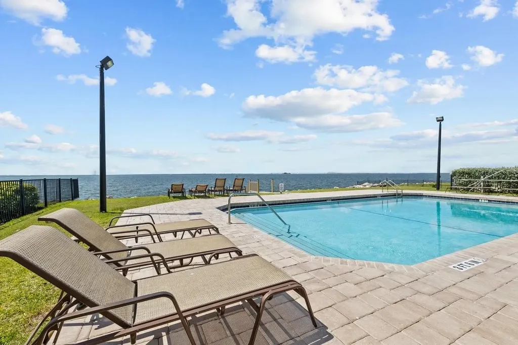 6402 Rubia Circle Apollo Beach FL 33572