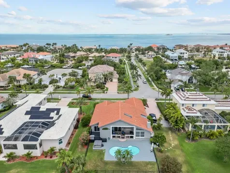 6402 Rubia Circle Apollo Beach FL 33572