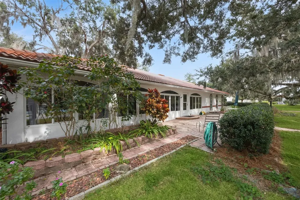 5609 Rosewall Circle Leesburg FL 34748