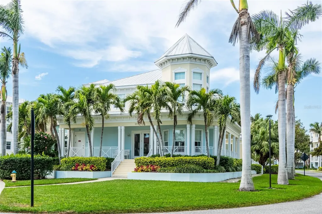 7611 34th Avenue W Bradenton FL 34209