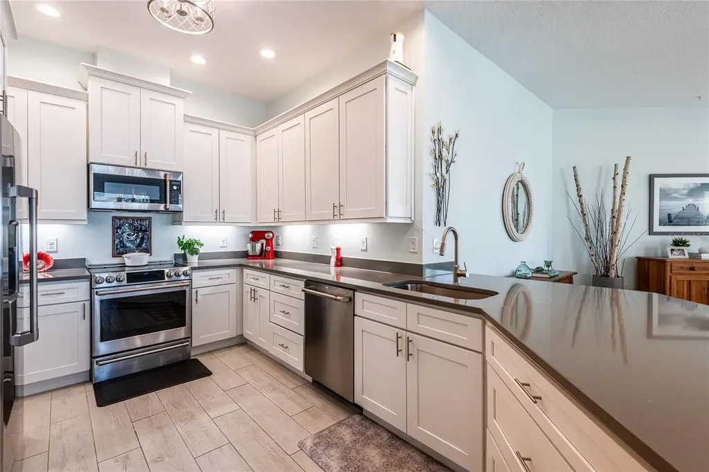 7611 34th Avenue W Bradenton FL 34209