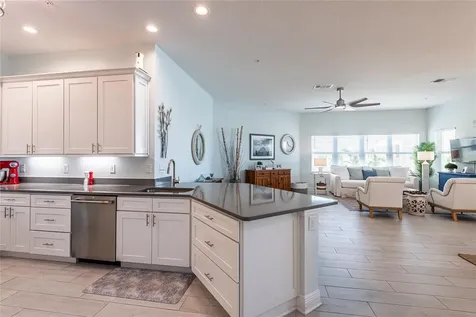 7611 34th Avenue W Bradenton FL 34209