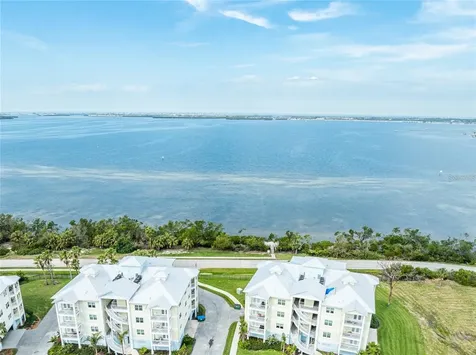 7611 34th Avenue W Bradenton FL 34209