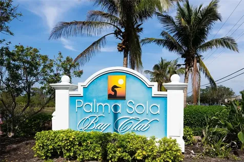 7611 34th Avenue W Bradenton FL 34209