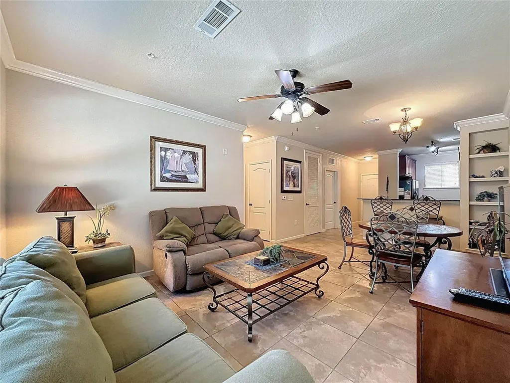 902 Charo Parkway Davenport FL 33897