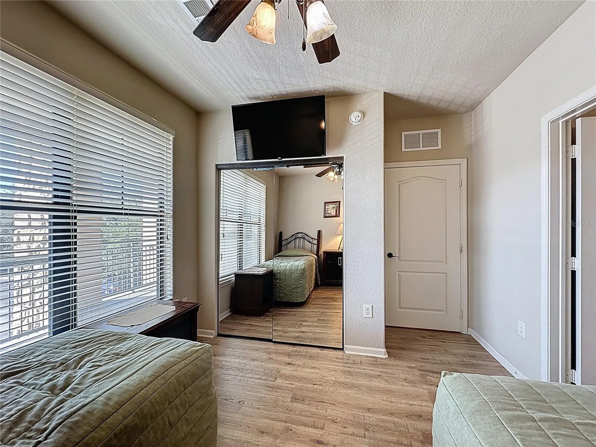 902 Charo Parkway Davenport FL 33897