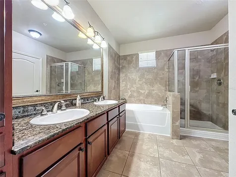 902 Charo Parkway Davenport FL 33897